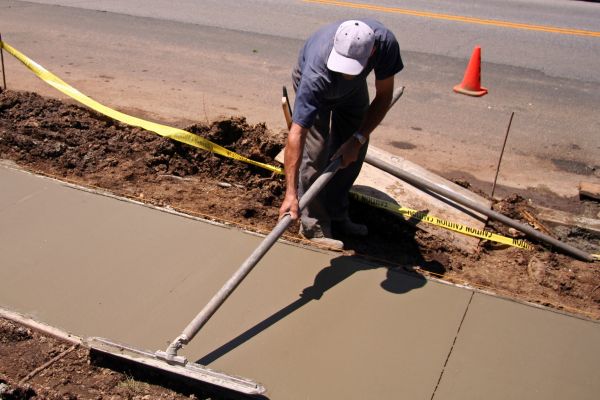 Sidewalk Building in Fairhope